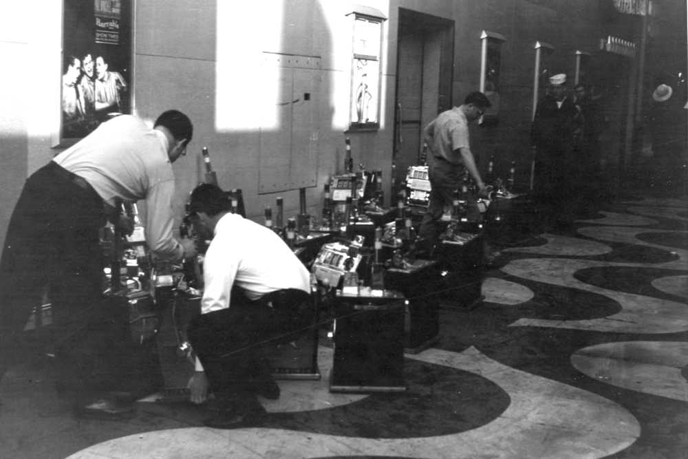 Golden Hotel fire, 1962