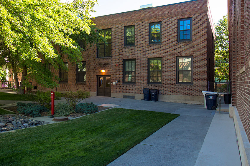 Building 058