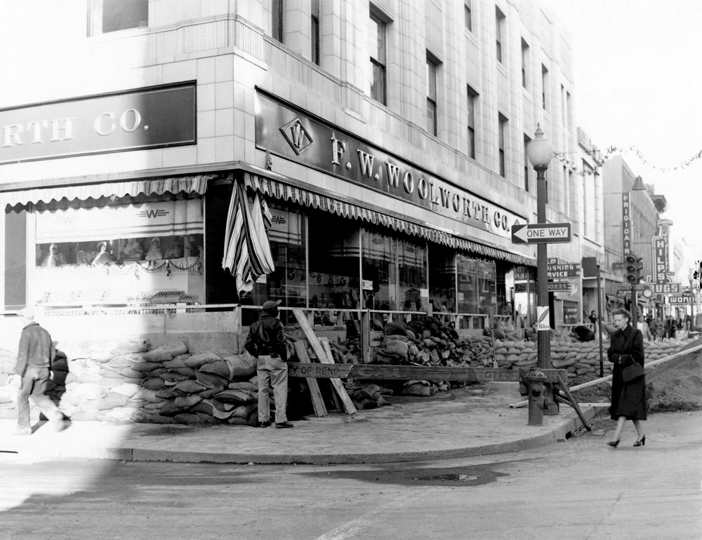Sandbags in 1950