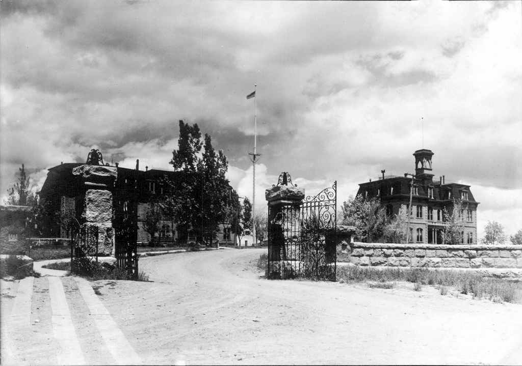 Entrance gates