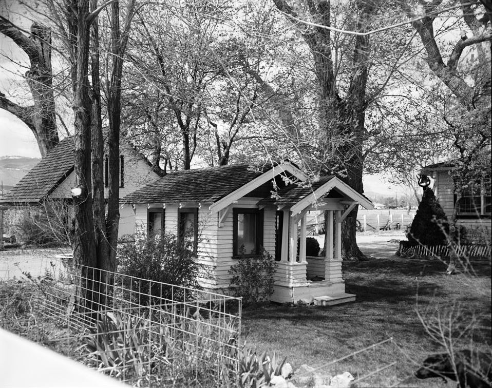 Play House, 1994